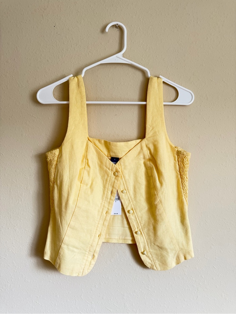 Old Navy Pale Yellow Button-Front Sleeveless Crop Top